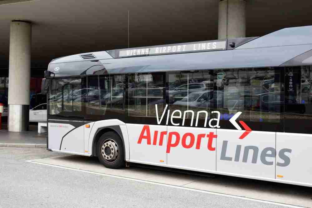 Rent a bus at the airport in Vienna in Austria