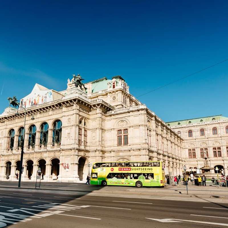 Wien-Sightseeing-Tour-im-Hop-On-Hop-Off-Bus-2
