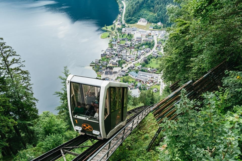 Vienna- Hallstatt & Alpine Peaks Day Trip with Skywalk Lift OTA