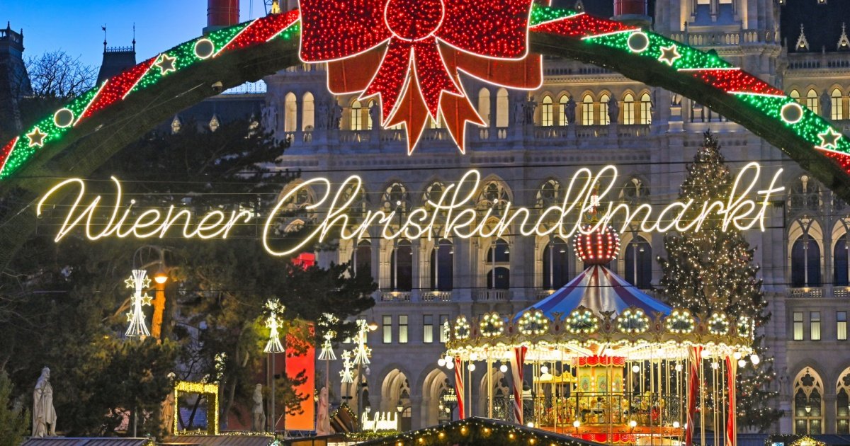 Christmas in Vienna Guide: Markets, Things to Do & Travel Tips [+Tickets]